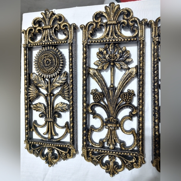 Dart 1975 floral wall plaques - Picture 4 of 14